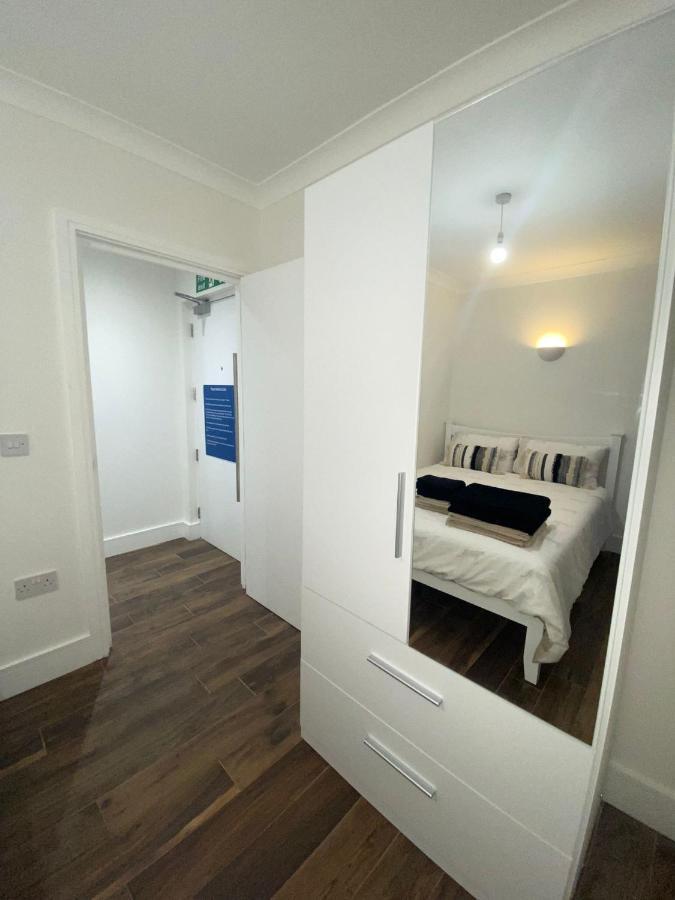 Central London, Jaccuzzi,Newbuild, 2 Bedrooms Two Baths Exteriör bild