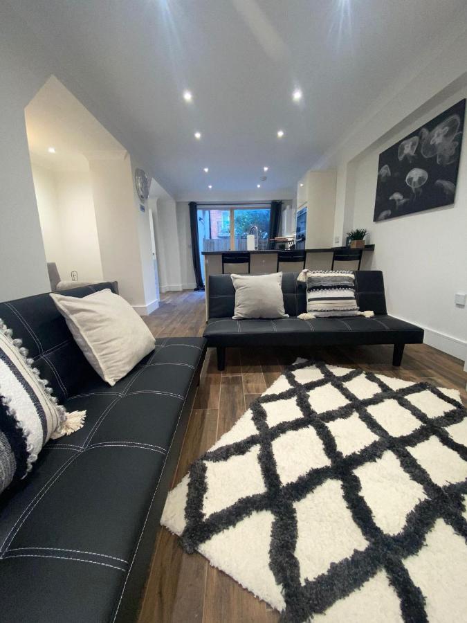 Central London, Jaccuzzi,Newbuild, 2 Bedrooms Two Baths Exteriör bild
